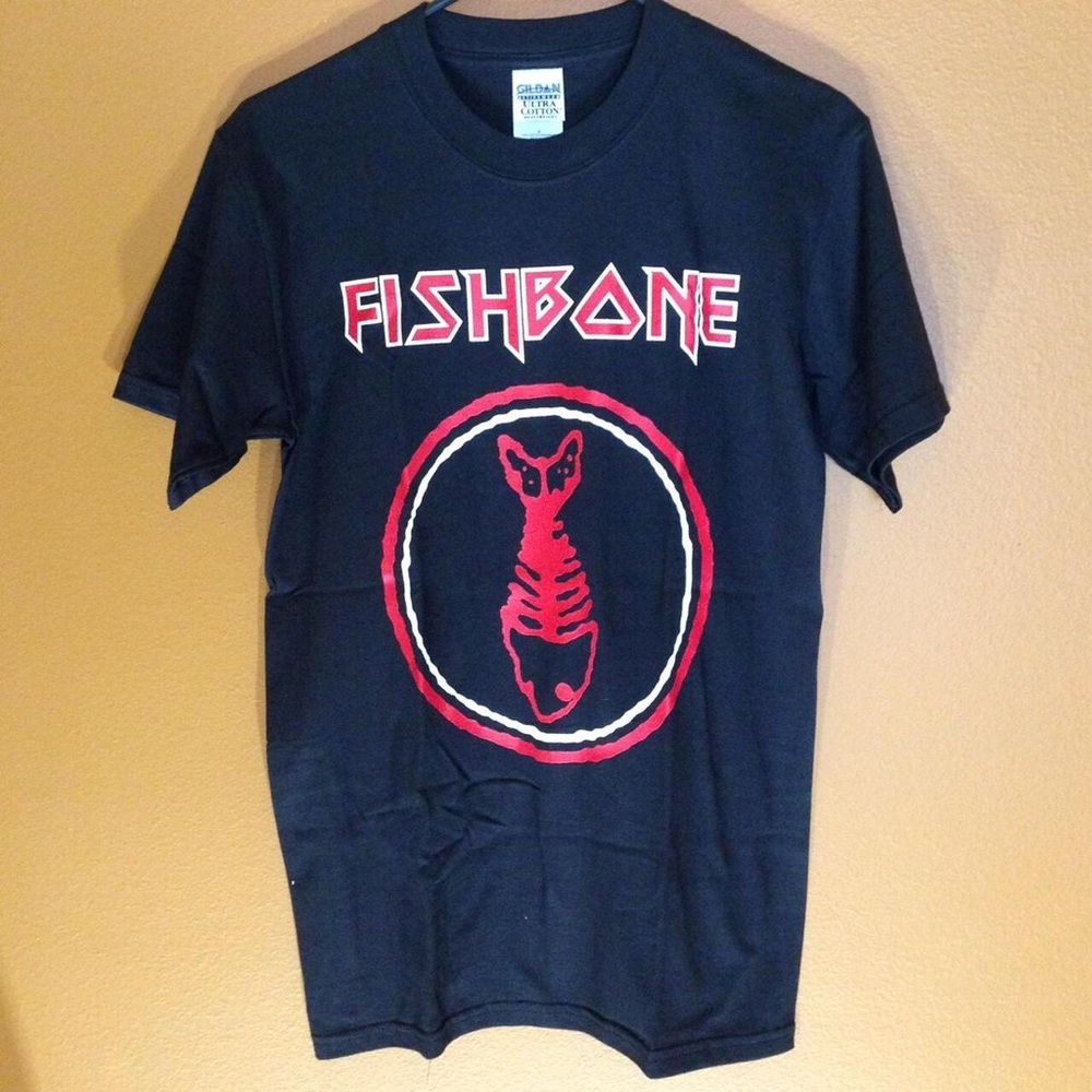 Brand New unworn circa 2000 Fishbone tee. Size small